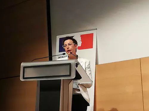 jpg/carine_seiler_discours.jpg